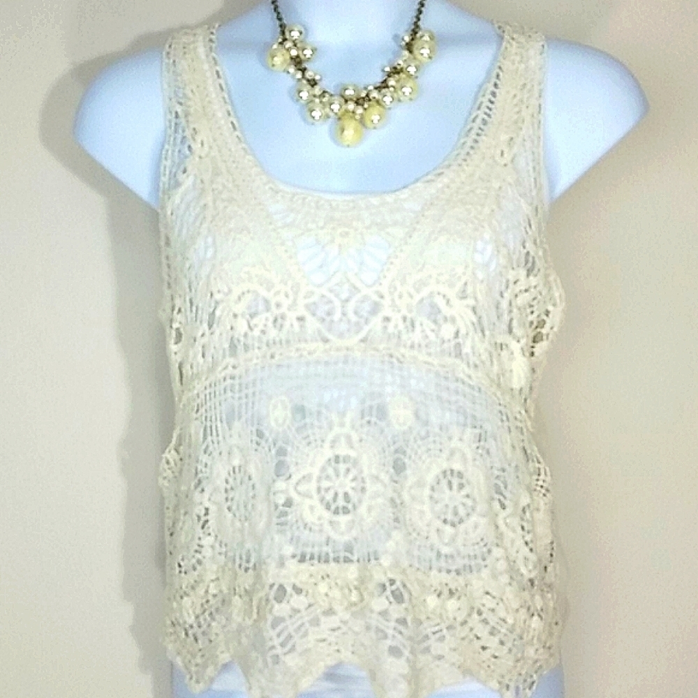 Top tank lace crotchet white layering scoop neck Sheer Croquet Old Money